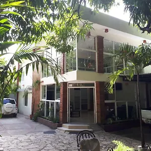 3* Отель Alcaldeza - Garden House Maria Guadalupe
